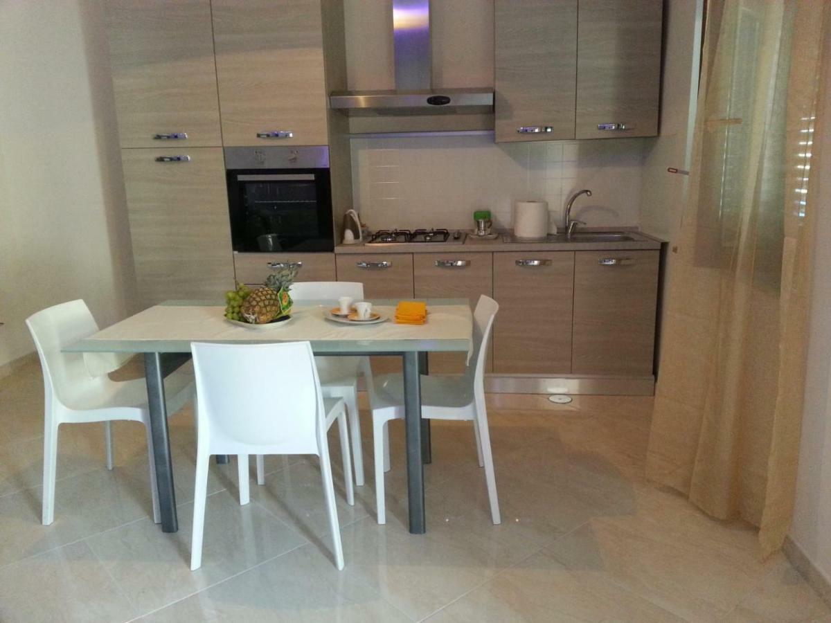 Casa Del Principe Apartment ออตตาวิอาโน ภายนอก รูปภาพ